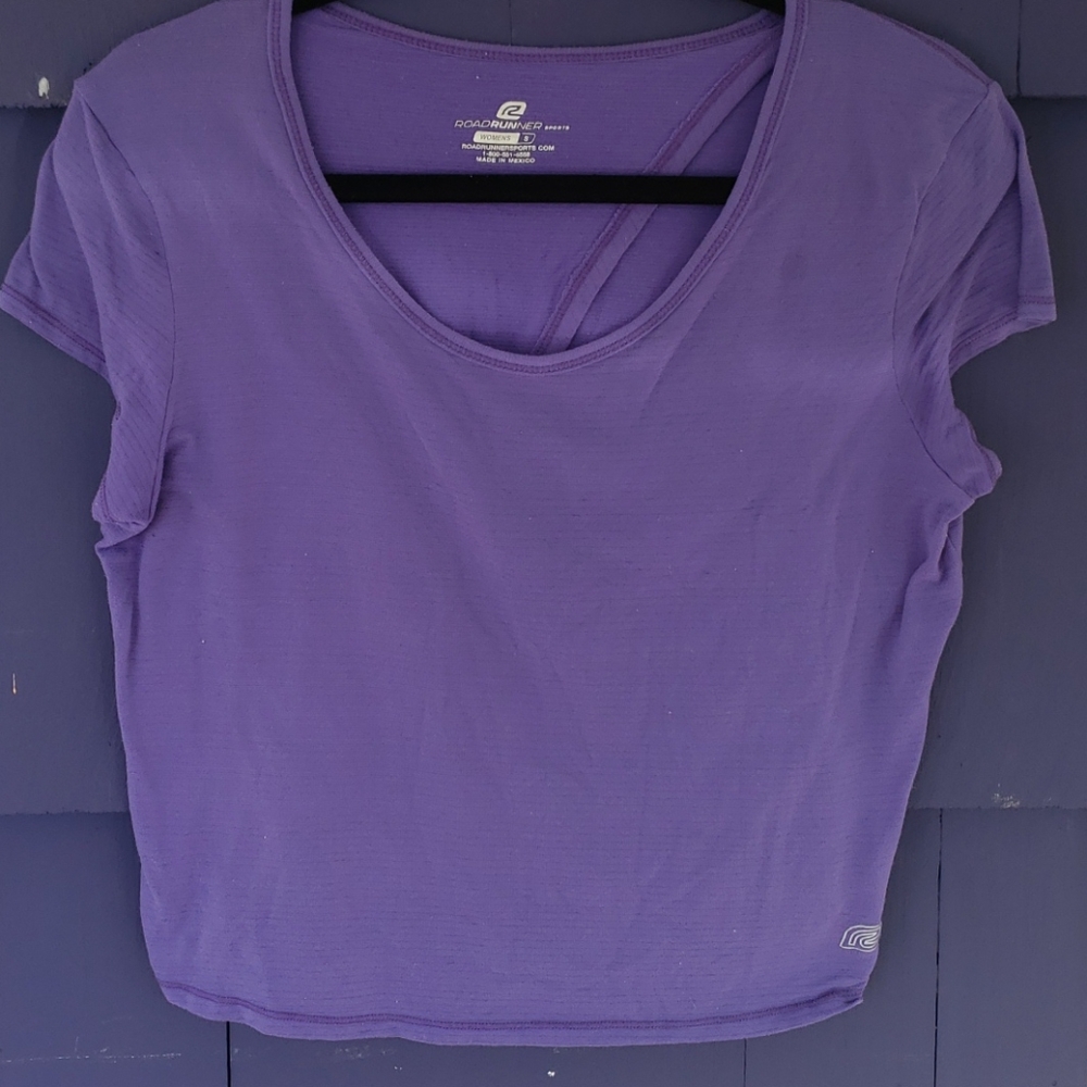 Easy breezy road runner running athletic shirt